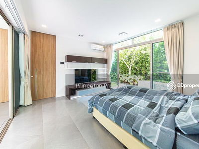 VIVE Rama 9, Bangkok, Thailand VIVE Rama 9, Bangkok, Thailand