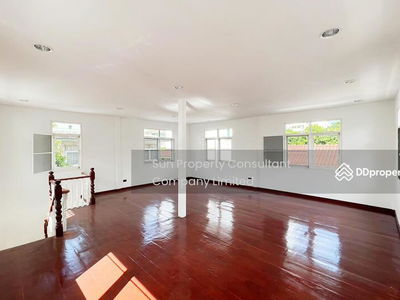 House Sukhumvit 71, Bangkok, Thailand House Sukhumvit 71, Bangkok, Thailand