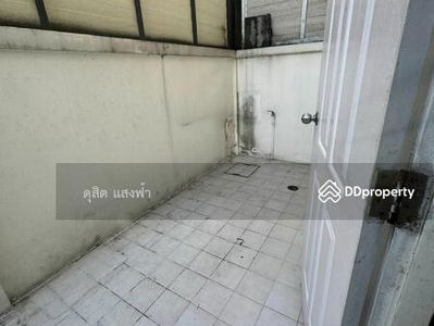 Townhome for rent, behind Suea Palm Hill University, Sriracha, Chon Buri., Thailand Townhome for rent, behind Suea Palm Hill University, Sriracha, Chon Buri., Thailand