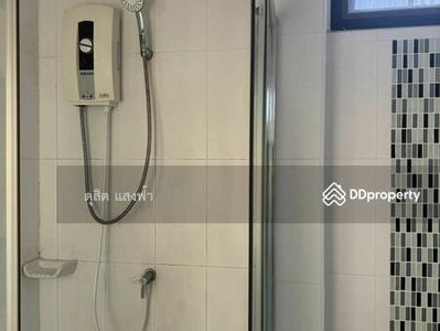 Townhome for rent, behind Suea Palm Hill University, Sriracha, Chon Buri., Thailand Townhome for rent, behind Suea Palm Hill University, Sriracha, Chon Buri., Thailand