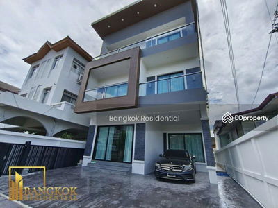 Detached House, Bangkok, Thailand Detached House, Bangkok, Thailand