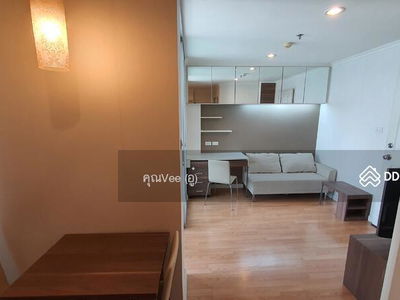 Lumpini Park Pinklao, Bangkok, Thailand Lumpini Park Pinklao, Bangkok, Thailand