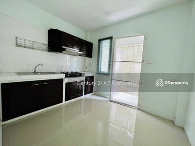 Country Home Lake & Park Assumption - Sriracha, Chon Buri, Thailand Country Home Lake & Park Assumption - Sriracha, Chon Buri, Thailand