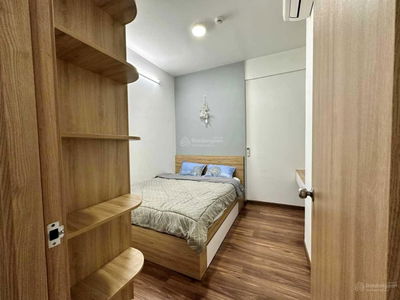 Saigon Avenue, Vietnam Saigon Avenue, Vietnam