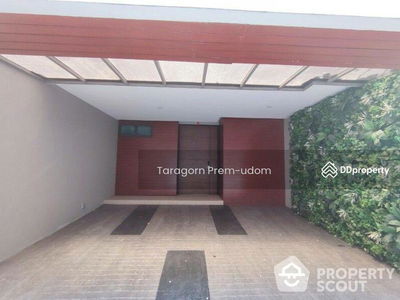 The Park Lane 22, Bangkok, Thailand The Park Lane 22, Bangkok, Thailand