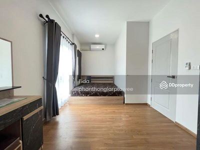 Grande Pleno Phahol-Vibhavadi, Pathum Thani, Thailand Grande Pleno Phahol-Vibhavadi, Pathum Thani, Thailand