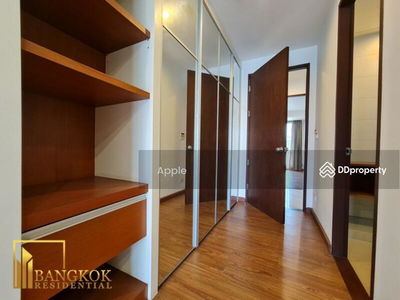 The Pentacles 2, Bangkok, Thailand The Pentacles 2, Bangkok, Thailand