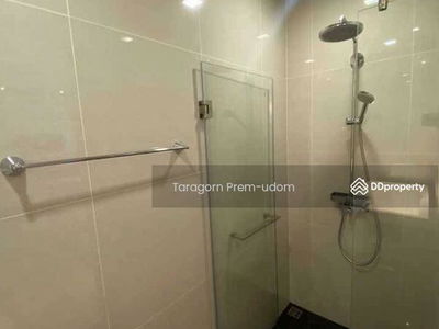 Park Origin Phrom Phong, Bangkok, Thailand Park Origin Phrom Phong, Bangkok, Thailand