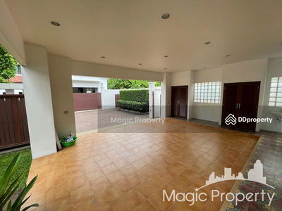 4 Bedrooms House in Soi Phetchaburi 47, Bangkok, Thailand 4 Bedrooms House in Soi Phetchaburi 47, Bangkok, Thailand