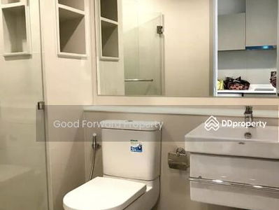 Life Sukhumvit 62, Bangkok, Thailand Life Sukhumvit 62, Bangkok, Thailand