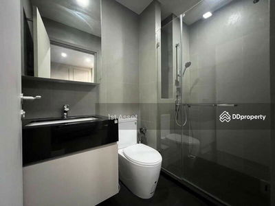 Whizdom Avenue Ratchada-Ladprao, Bangkok, Thailand Whizdom Avenue Ratchada-Ladprao, Bangkok, Thailand