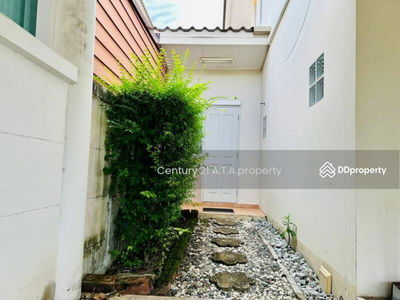 Village Park sriracha, Chon Buri, Thailand Village Park sriracha, Chon Buri, Thailand