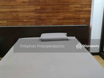 Silom Grand Terrace, Bangkok, Thailand Silom Grand Terrace, Bangkok, Thailand