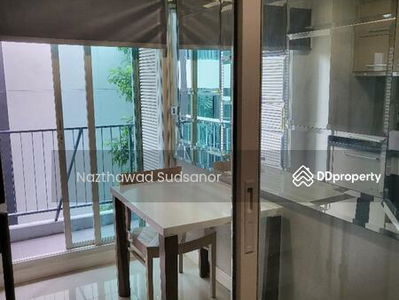 The Crest Sukhumvit 49, Bangkok, Thailand The Crest Sukhumvit 49, Bangkok, Thailand