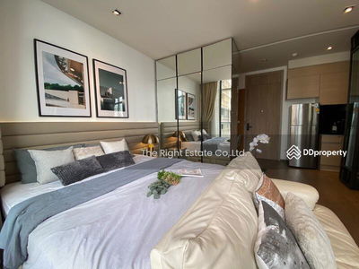 Park Origin Phrom Phong, Bangkok, Thailand Park Origin Phrom Phong, Bangkok, Thailand