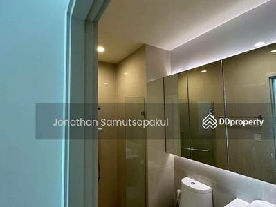 Noble Revolve Ratchada 2, Bangkok, Thailand Noble Revolve Ratchada 2, Bangkok, Thailand