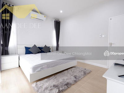 Gehäuse In San Kamphaeng, Thailand Gehäuse In San Kamphaeng, Thailand