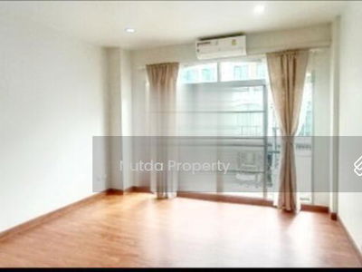 Baan Klang Muang The Paris Rama 9-Ramkamhaeng, Bangkok, Thailand Baan Klang Muang The Paris Rama 9-Ramkamhaeng, Bangkok, Thailand