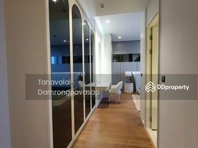 Muniq Langsuan, Bangkok, Thailand Muniq Langsuan, Bangkok, Thailand