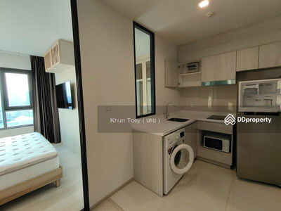 Life One Wireless, Bangkok, Thailand Life One Wireless, Bangkok, Thailand