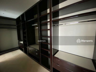 Four Seasons Private Residences, Bangkok, Thailand Four Seasons Private Residences, Bangkok, Thailand