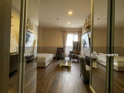 TEAL Sathorn-Taksin, Bangkok, Thailand TEAL Sathorn-Taksin, Bangkok, Thailand