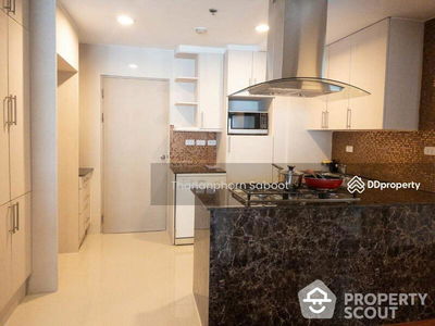 G.P. Grande Tower, Bangkok, Thailand G.P. Grande Tower, Bangkok, Thailand