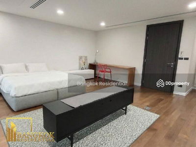 Quarter 31, Bangkok, Thailand Quarter 31, Bangkok, Thailand