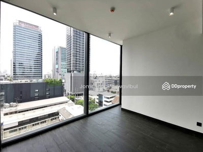 Tait Sathorn 12, Bangkok, Thailand Tait Sathorn 12, Bangkok, Thailand