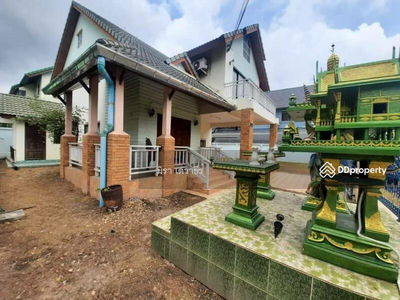 Premium House for rent 2-storeyt. Next to J Park Sriracha and near the intersection to Sriracha, Chon Buri, Thailand Premium House for rent 2-storeyt. Next to J Park Sriracha and near the intersection to Sriracha, Chon Buri, Thailand