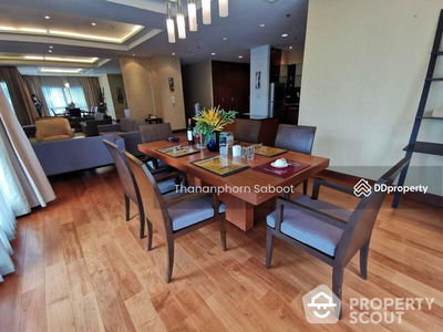 Royal Residence Park, Bangkok, Thailand Royal Residence Park, Bangkok, Thailand