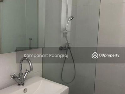 Blocs 77, Bangkok, Thailand Blocs 77, Bangkok, Thailand