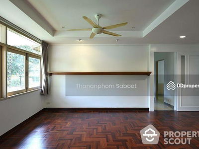 Spacious 3-Bedroom House, Bangkok, Thailand Spacious 3-Bedroom House, Bangkok, Thailand