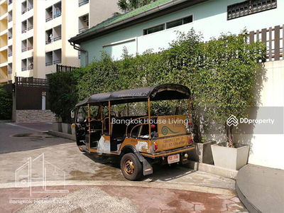 Richmond Hills Residence Thonglor 25, Bangkok, Thailand Richmond Hills Residence Thonglor 25, Bangkok, Thailand