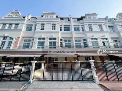 Plus City Park Sukhumvit 101/1, Bangkok, Thailand Plus City Park Sukhumvit 101/1, Bangkok, Thailand