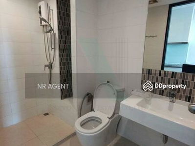 Beyond Sukhumvit, Bangkok, Thailand Beyond Sukhumvit, Bangkok, Thailand