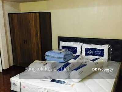 5 Bed House in Ramkhamhaeng 46, Bangkok, Thailand 5 Bed House in Ramkhamhaeng 46, Bangkok, Thailand