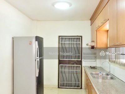 Parkway Chalet Ramkhamhaeng, Bangkok, Thailand Parkway Chalet Ramkhamhaeng, Bangkok, Thailand