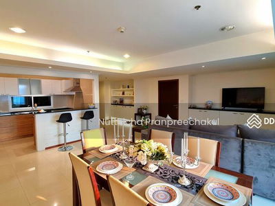 Piyathip Place, Bangkok, Thailand Piyathip Place, Bangkok, Thailand