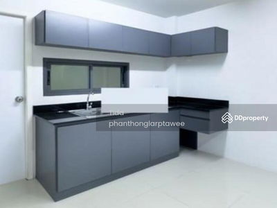 The Loft by I-ZEN Nak Niwat 48, Bangkok, Thailand The Loft by I-ZEN Nak Niwat 48, Bangkok, Thailand