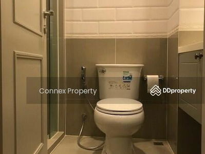 The Editor Vertical Village Sapankwai, Bangkok, Thailand The Editor Vertical Village Sapankwai, Bangkok, Thailand