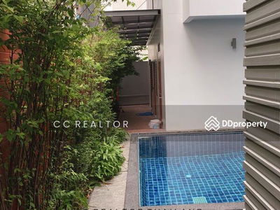 Modern House For Rent Sukhumvit 39 Open Office, Thailand Modern House For Rent Sukhumvit 39 Open Office, Thailand