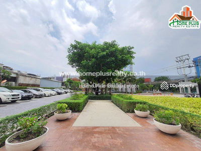 Supalai Lite Ratchada-Narathiwas-Sathorn, Bangkok, Thailand Supalai Lite Ratchada-Narathiwas-Sathorn, Bangkok, Thailand