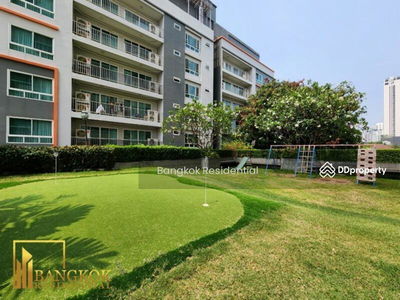 Piyathip Place, Bangkok, Thailand Piyathip Place, Bangkok, Thailand