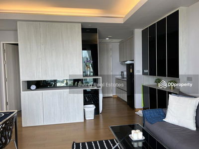 The Lumpini 24, Bangkok, Thailand The Lumpini 24, Bangkok, Thailand