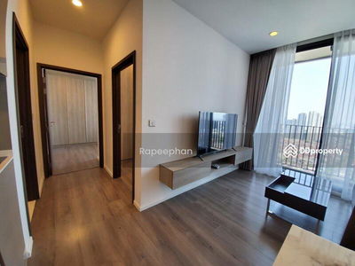 Whizdom Essence, Bangkok, Thailand Whizdom Essence, Bangkok, Thailand