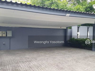 10310, Bangkok, Thailand 10310, Bangkok, Thailand