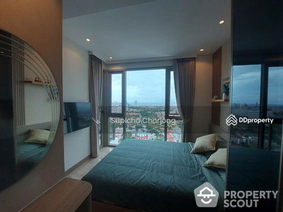 Reflection Jomtien Beach, Pattaya, Thailand Reflection Jomtien Beach, Pattaya, Thailand