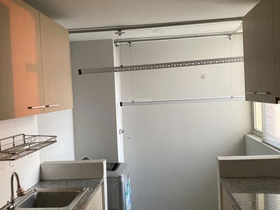 The Canary, Vietnam The Canary, Vietnam