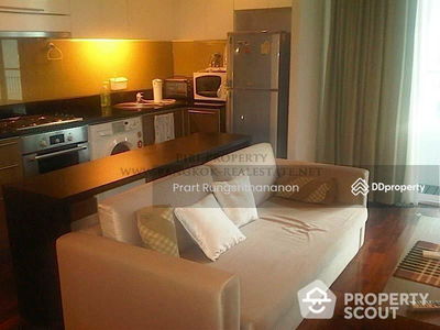 Urbana Langsuan, Bangkok, Thailand Urbana Langsuan, Bangkok, Thailand